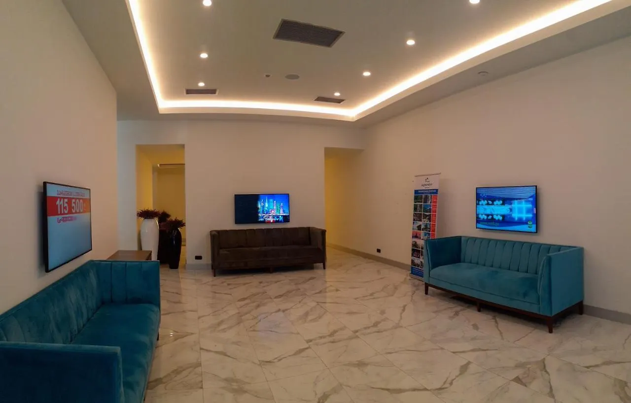 Studio On 42Th Floor - Orbi City 巴统