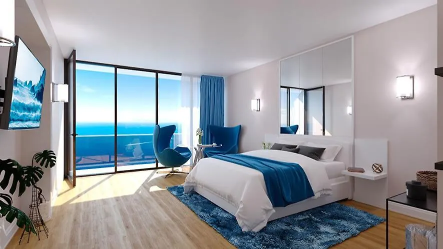 Studio On 42Th Floor - Orbi City 巴统